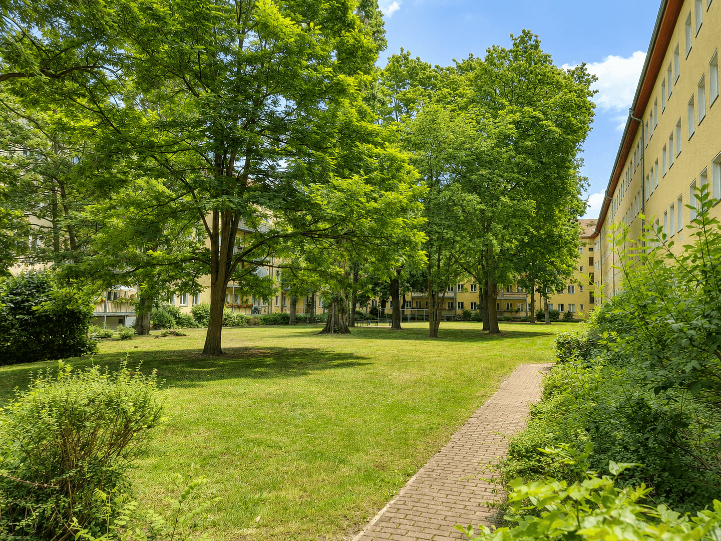 Prodej bytu 3+1 66 m², Sültstraße 60, Berlin, Berlín Prodej bytu 3+1 66 m², Sültstraße 60, Berlin, Berlín