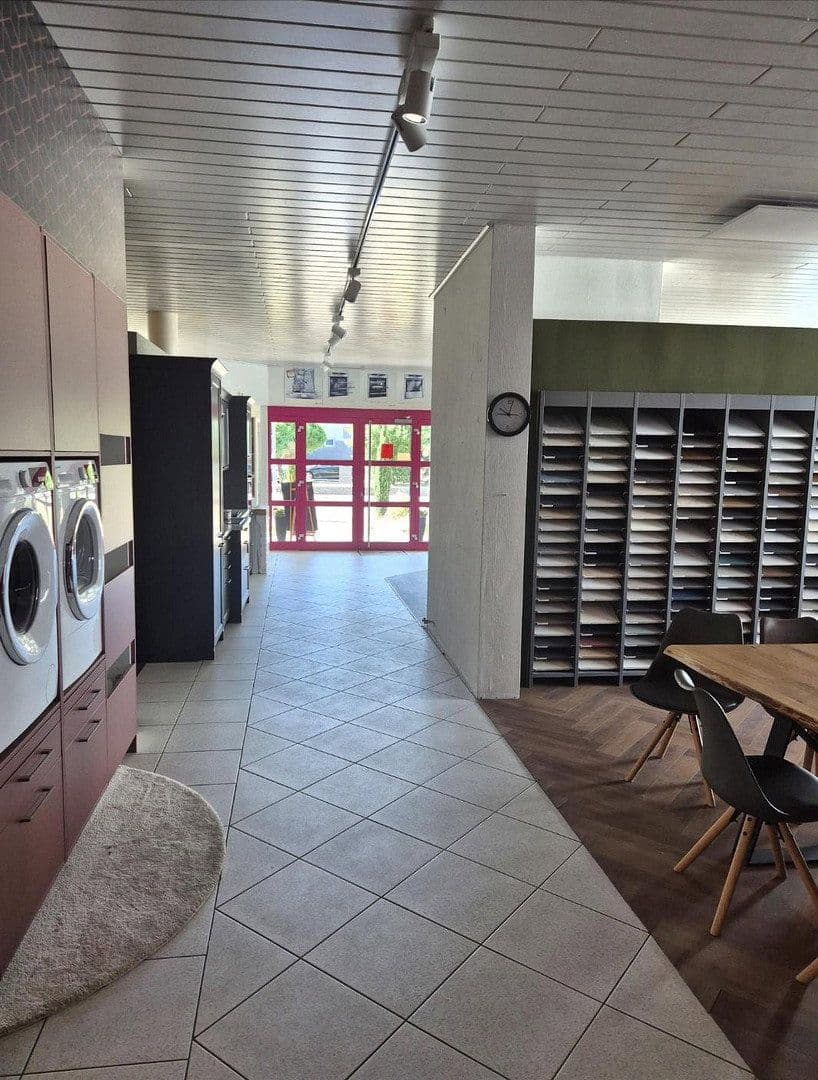 Pronájem nebytového prostoru 370 m², Im Wert, 18, Mögglingen, Bádensko-Württembersko Pronájem nebytového prostoru 370 m², Im Wert, 18, Mögglingen, Bádensko-Württembersko