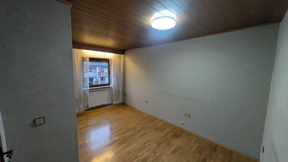Prodej domu 140 m², pozemek 216 m², Hoelscherweg 5, Darmstadt, Hessen Prodej domu 140 m², pozemek 216 m², Hoelscherweg 5, Darmstadt, Hessen