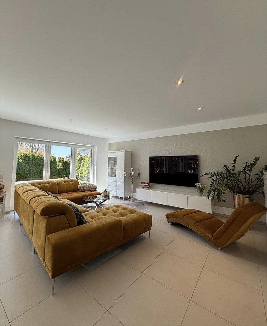 Prodej domu 221 m², pozemek 575 m², Wennigsen (Deister), Dolní Sasko Prodej domu 221 m², pozemek 575 m², Wennigsen (Deister), Dolní Sasko