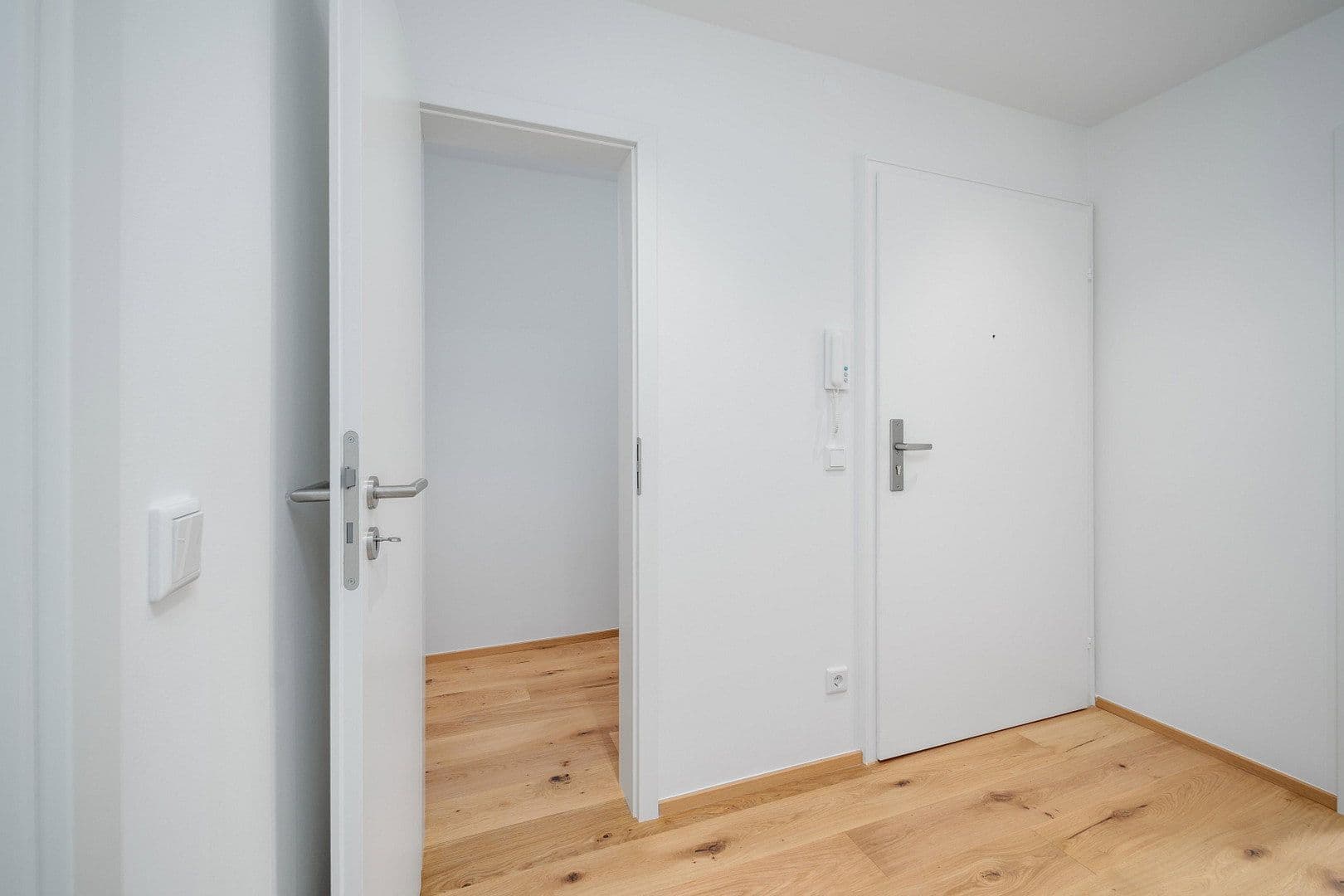 Prodej bytu 3+1 77 m², München-Bogenhausen, Bavorsko Prodej bytu 3+1 77 m², München-Bogenhausen, Bavorsko