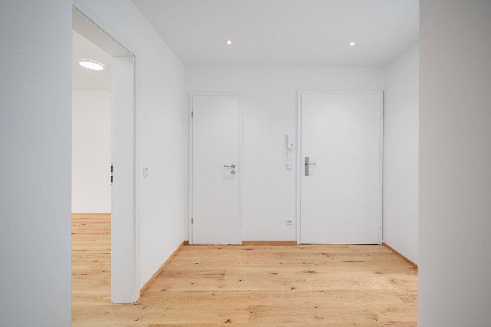 Prodej bytu 3+1 77 m², München-Bogenhausen, Bavorsko Prodej bytu 3+1 77 m², München-Bogenhausen, Bavorsko