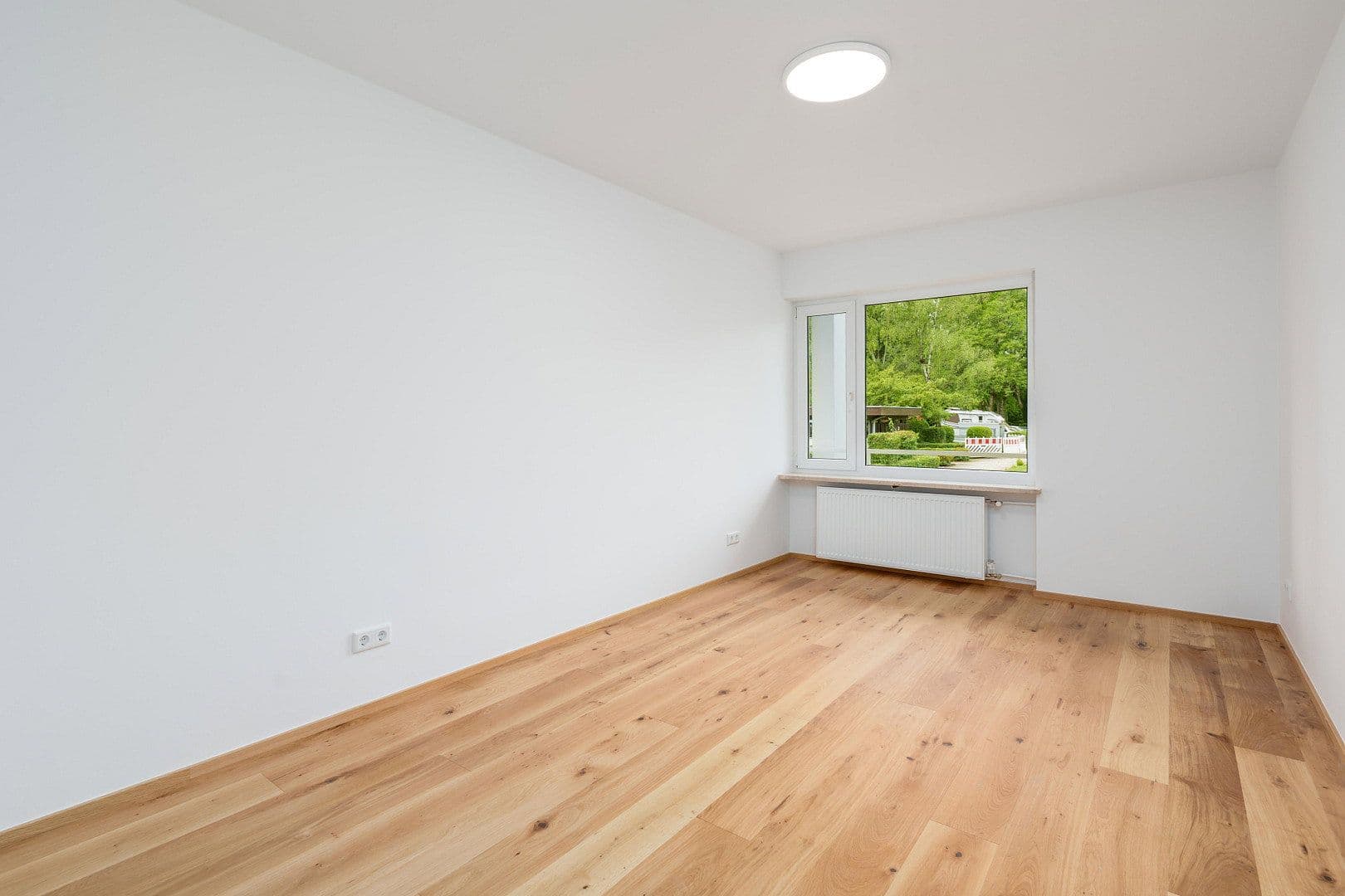 Prodej bytu 3+1 77 m², München-Bogenhausen, Bavorsko Prodej bytu 3+1 77 m², München-Bogenhausen, Bavorsko