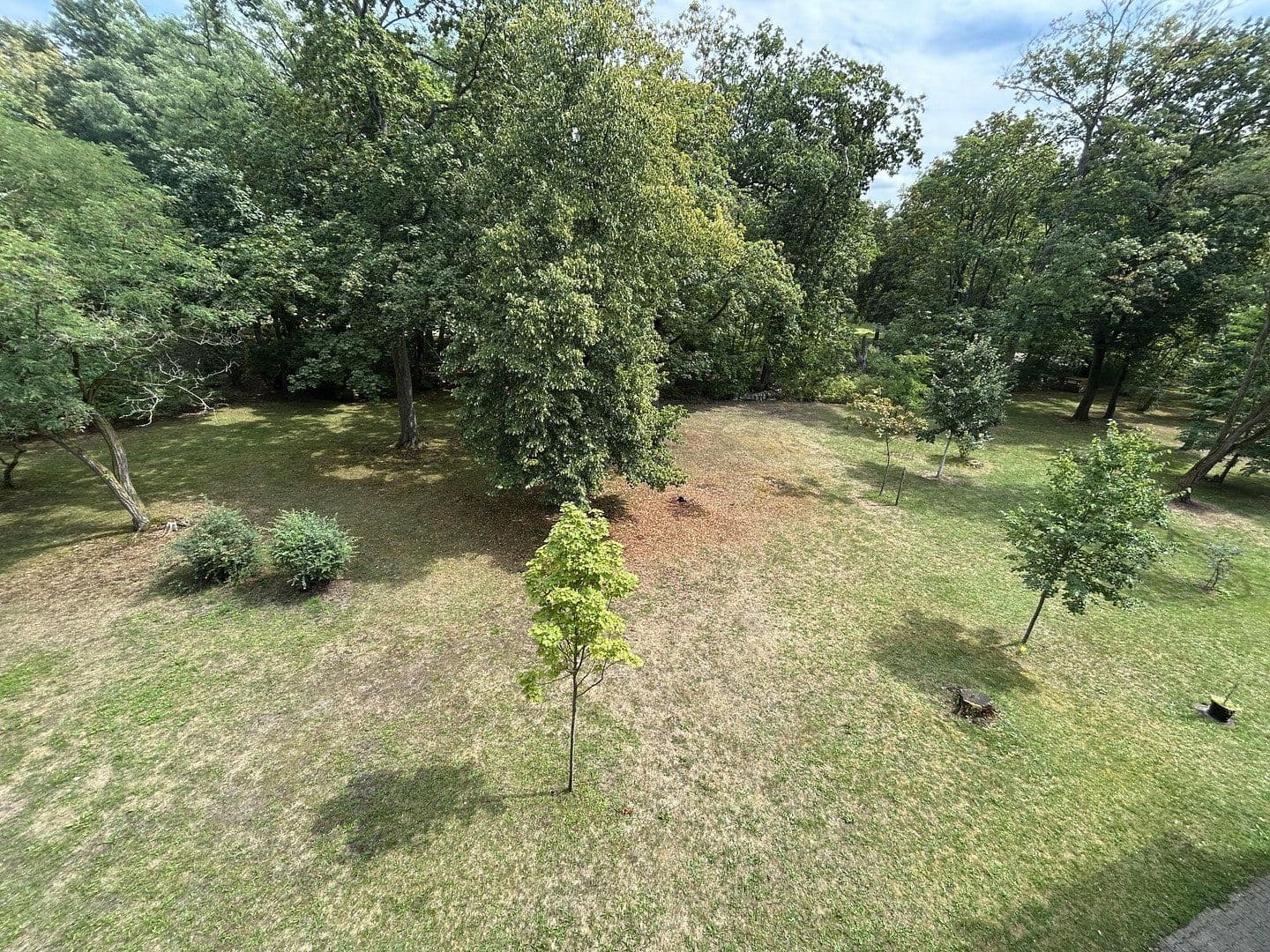 Prodej bytu 2+kk 62 m², Laehr`scher Jagdweg 15, Berlin, Berlín Prodej bytu 2+kk 62 m², Laehr`scher Jagdweg 15, Berlin, Berlín