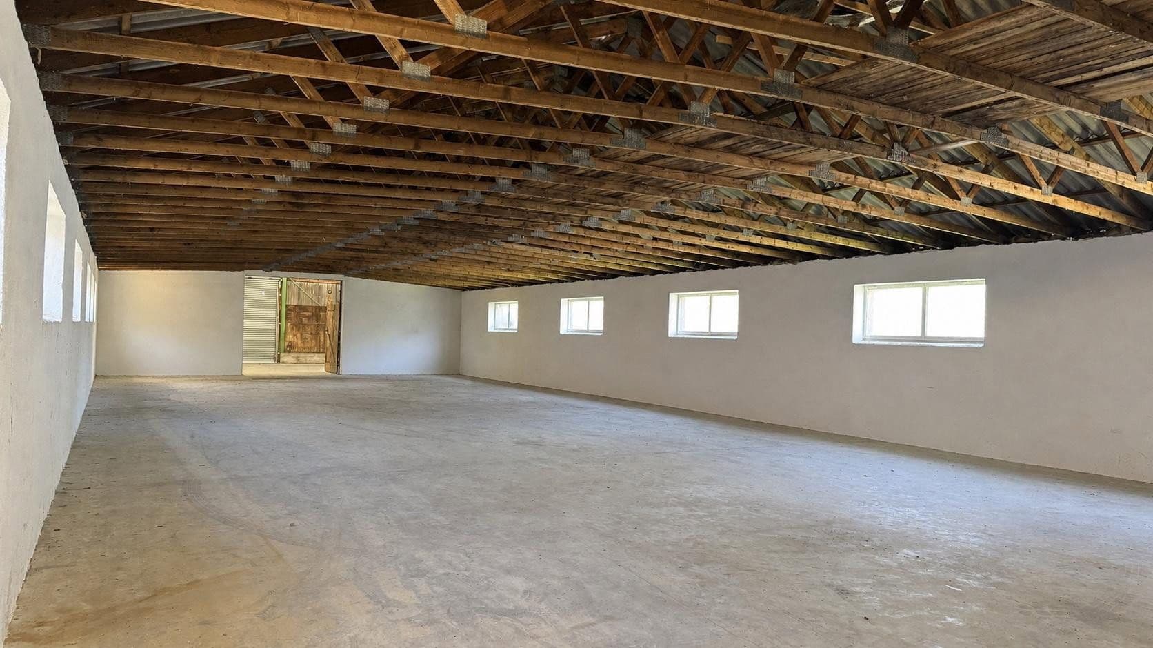 Pronájem nebytového prostoru 2.400 m², Uracher Str. 52, St. Johann, Bádensko-Württembersko Pronájem nebytového prostoru 2.400 m², Uracher Str. 52, St. Johann, Bádensko-Württembersko