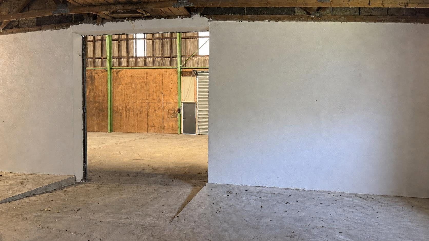Pronájem nebytového prostoru 2.400 m², Uracher Str. 52, St. Johann, Bádensko-Württembersko Pronájem nebytového prostoru 2.400 m², Uracher Str. 52, St. Johann, Bádensko-Württembersko