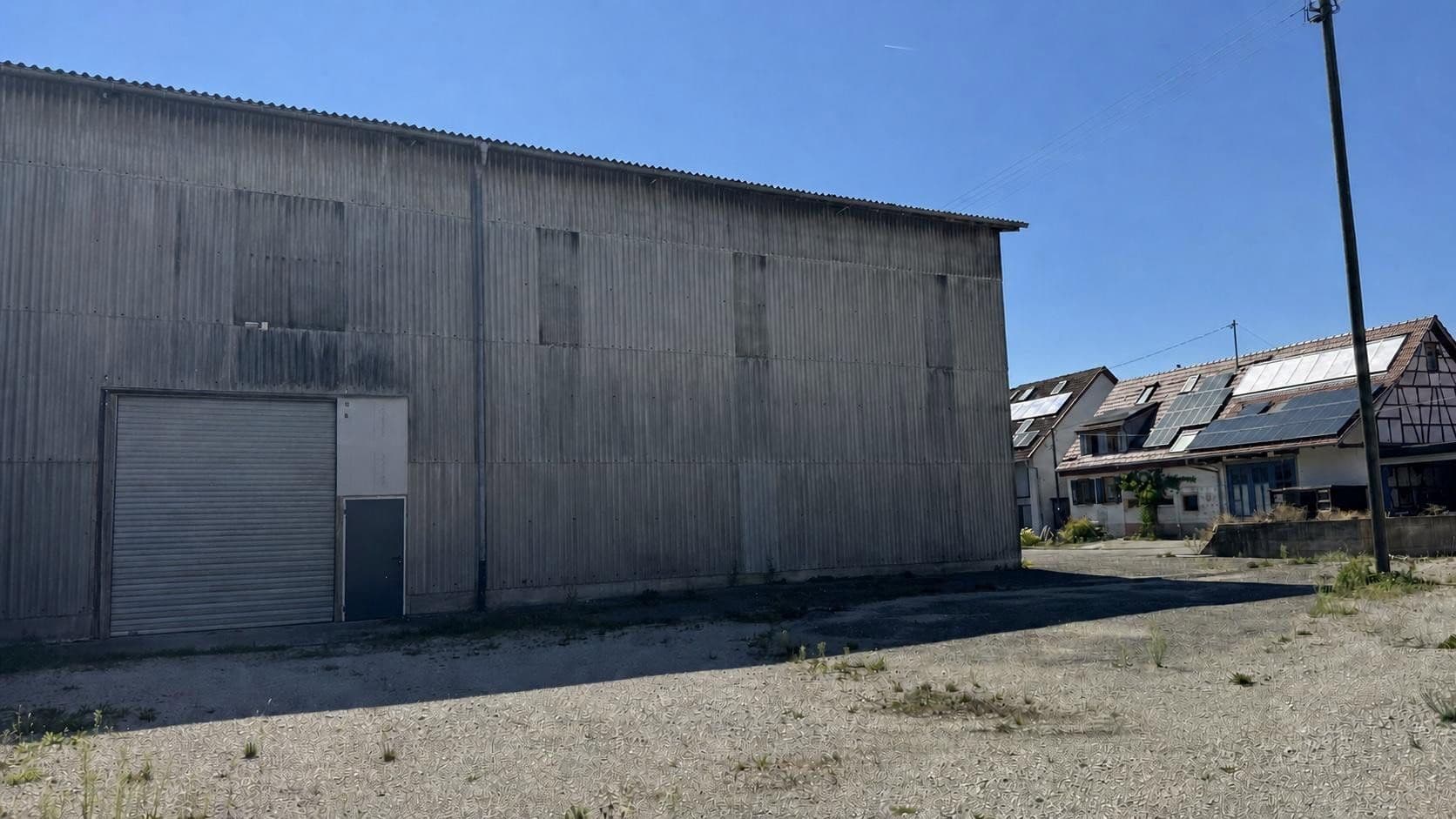 Pronájem nebytového prostoru 2.400 m², Uracher Str. 52, St. Johann, Bádensko-Württembersko Pronájem nebytového prostoru 2.400 m², Uracher Str. 52, St. Johann, Bádensko-Württembersko