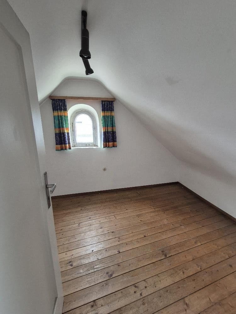 Pronájem domu 93 m², pozemek 80 m², Ludwigsburg, Bádensko-Württembersko Pronájem domu 93 m², pozemek 80 m², Ludwigsburg, Bádensko-Württembersko