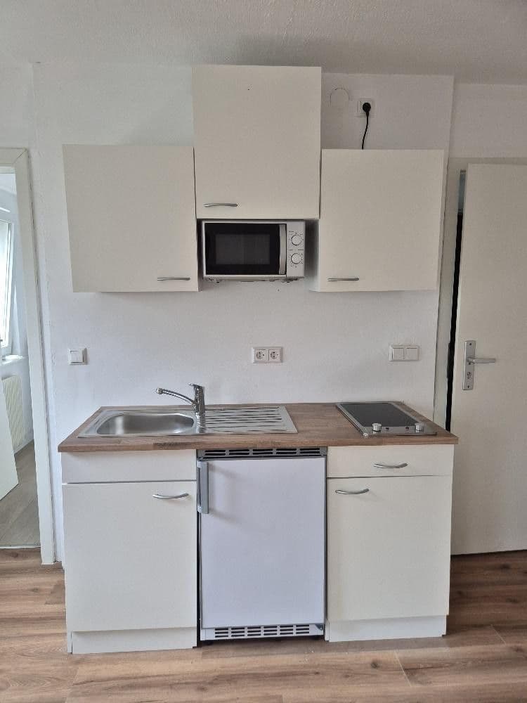 Pronájem domu 93 m², pozemek 80 m², Ludwigsburg, Bádensko-Württembersko Pronájem domu 93 m², pozemek 80 m², Ludwigsburg, Bádensko-Württembersko