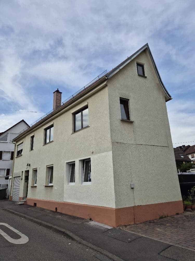Pronájem domu 93 m², pozemek 80 m², Ludwigsburg, Bádensko-Württembersko Pronájem domu 93 m², pozemek 80 m², Ludwigsburg, Bádensko-Württembersko