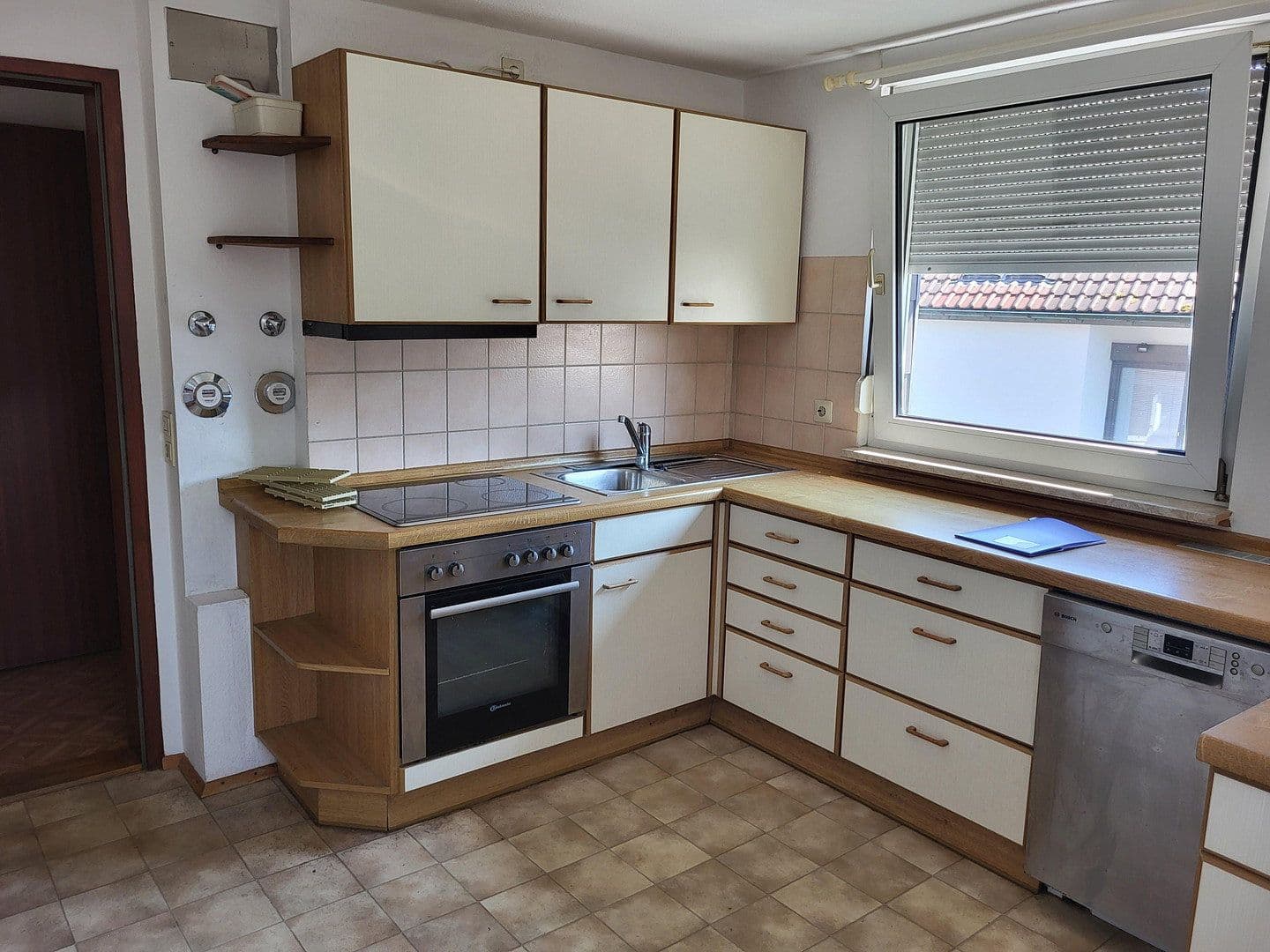 Pronájem bytu 3+1 59 m², Baden-Baden, Bádensko-Württembersko Pronájem bytu 3+1 59 m², Baden-Baden, Bádensko-Württembersko