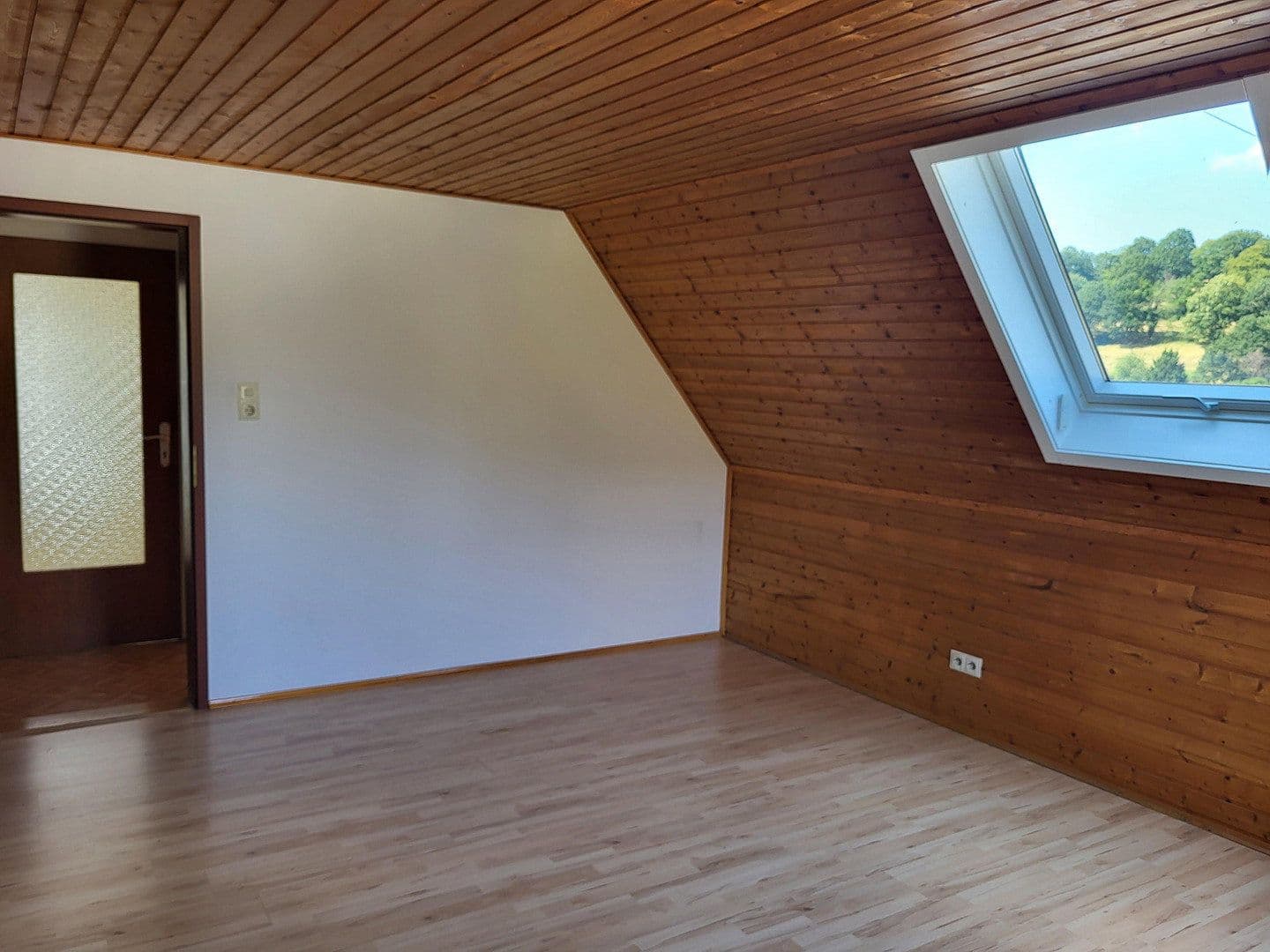 Pronájem bytu 3+1 59 m², Baden-Baden, Bádensko-Württembersko Pronájem bytu 3+1 59 m², Baden-Baden, Bádensko-Württembersko