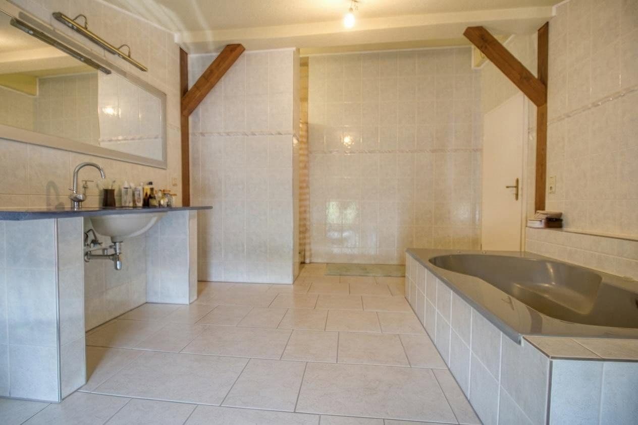 Prodej domu 706 m², pozemek 3.211 m², Dorfstraße 16a, Mölln, Mecklenburg-Vorpommern Prodej domu 706 m², pozemek 3.211 m², Dorfstraße 16a, Mölln, Mecklenburg-Vorpommern
