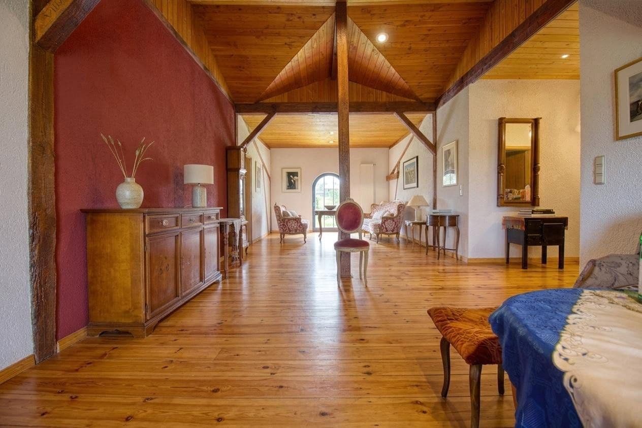 Prodej domu 706 m², pozemek 3.211 m², Dorfstraße 16a, Mölln, Mecklenburg-Vorpommern Prodej domu 706 m², pozemek 3.211 m², Dorfstraße 16a, Mölln, Mecklenburg-Vorpommern