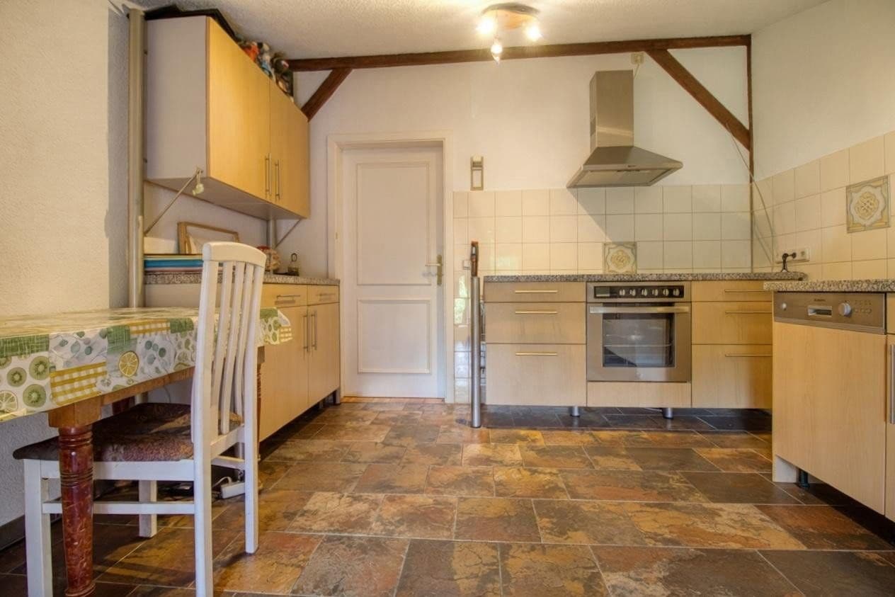 Prodej domu 706 m², pozemek 3.211 m², Dorfstraße 16a, Mölln, Mecklenburg-Vorpommern Prodej domu 706 m², pozemek 3.211 m², Dorfstraße 16a, Mölln, Mecklenburg-Vorpommern