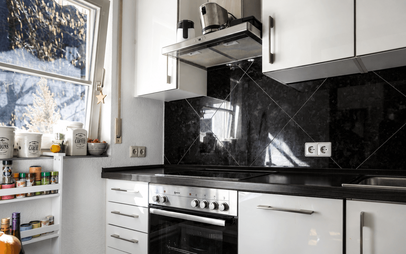Pronájem bytu 2+kk 51 m², Kirchheim unter Teck, Bádensko-Württembersko Pronájem bytu 2+kk 51 m², Kirchheim unter Teck, Bádensko-Württembersko