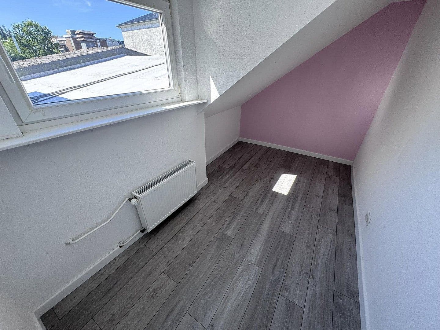 Pronájem bytu 4+1 75 m², Waldstraße 3, Flensburg, Šlesvicko-Holštýnsko Pronájem bytu 4+1 75 m², Waldstraße 3, Flensburg, Šlesvicko-Holštýnsko