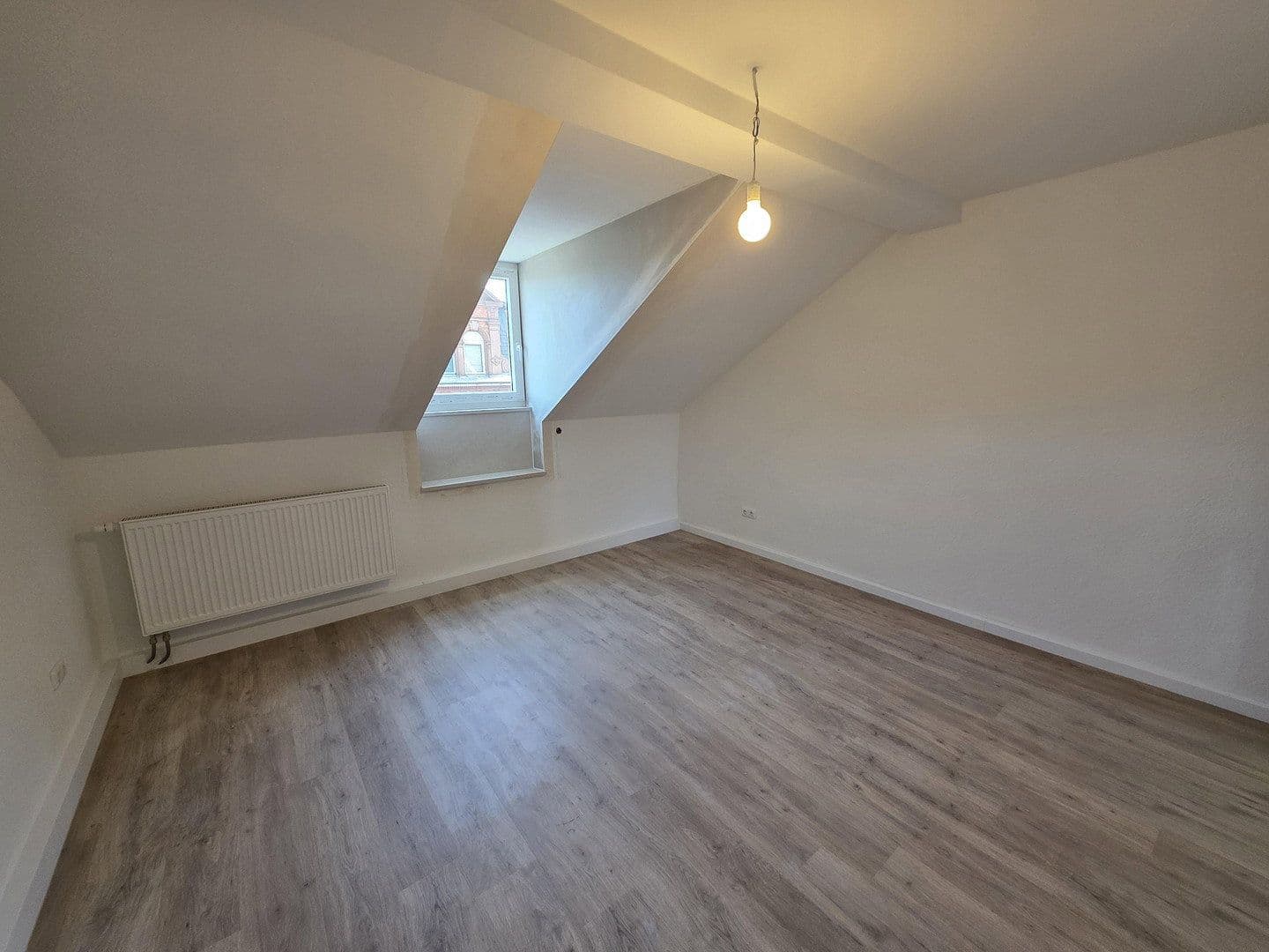 Prodej bytu 2+1 44 m², Wilhelm-Leuschner-Str. 40, Darmstadt, Hessen Prodej bytu 2+1 44 m², Wilhelm-Leuschner-Str. 40, Darmstadt, Hessen