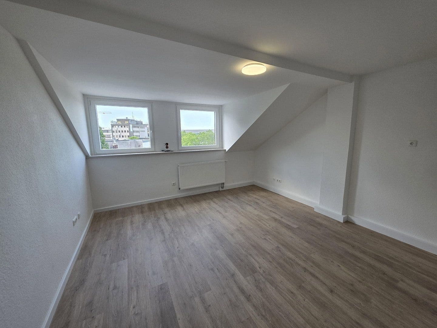Prodej bytu 2+1 44 m², Wilhelm-Leuschner-Str. 40, Darmstadt, Hessen Prodej bytu 2+1 44 m², Wilhelm-Leuschner-Str. 40, Darmstadt, Hessen