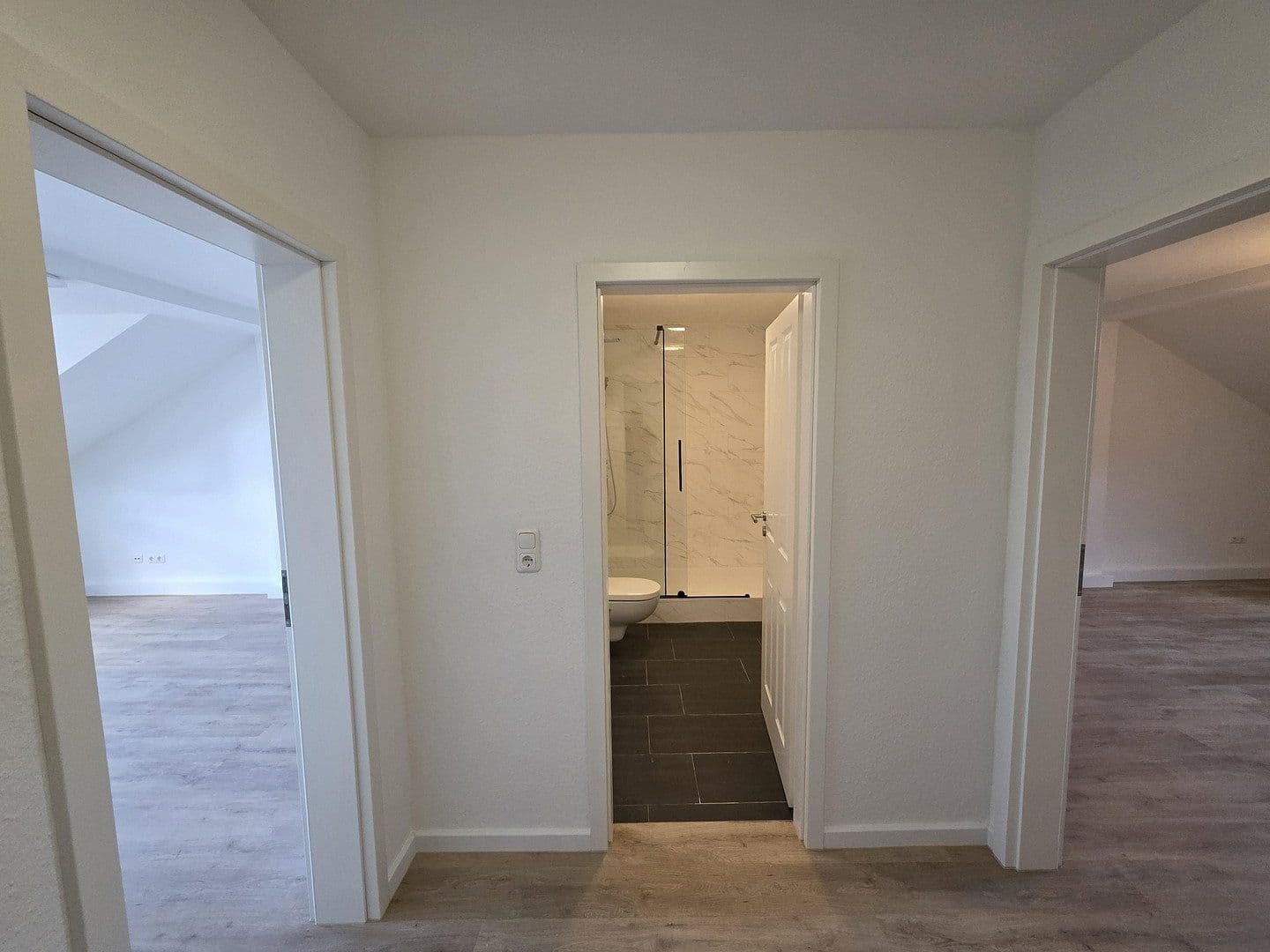 Prodej bytu 2+1 44 m², Wilhelm-Leuschner-Str. 40, Darmstadt, Hessen Prodej bytu 2+1 44 m², Wilhelm-Leuschner-Str. 40, Darmstadt, Hessen