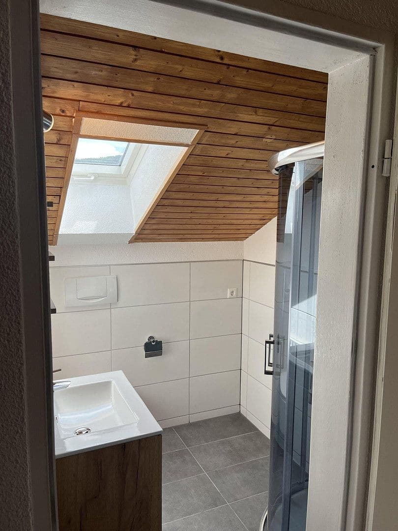 Pronájem bytu 2+1 40 m², Wurmlingen, Bádensko-Württembersko Pronájem bytu 2+1 40 m², Wurmlingen, Bádensko-Württembersko