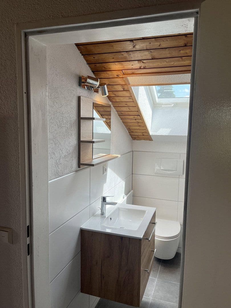Pronájem bytu 2+1 40 m², Wurmlingen, Bádensko-Württembersko Pronájem bytu 2+1 40 m², Wurmlingen, Bádensko-Württembersko