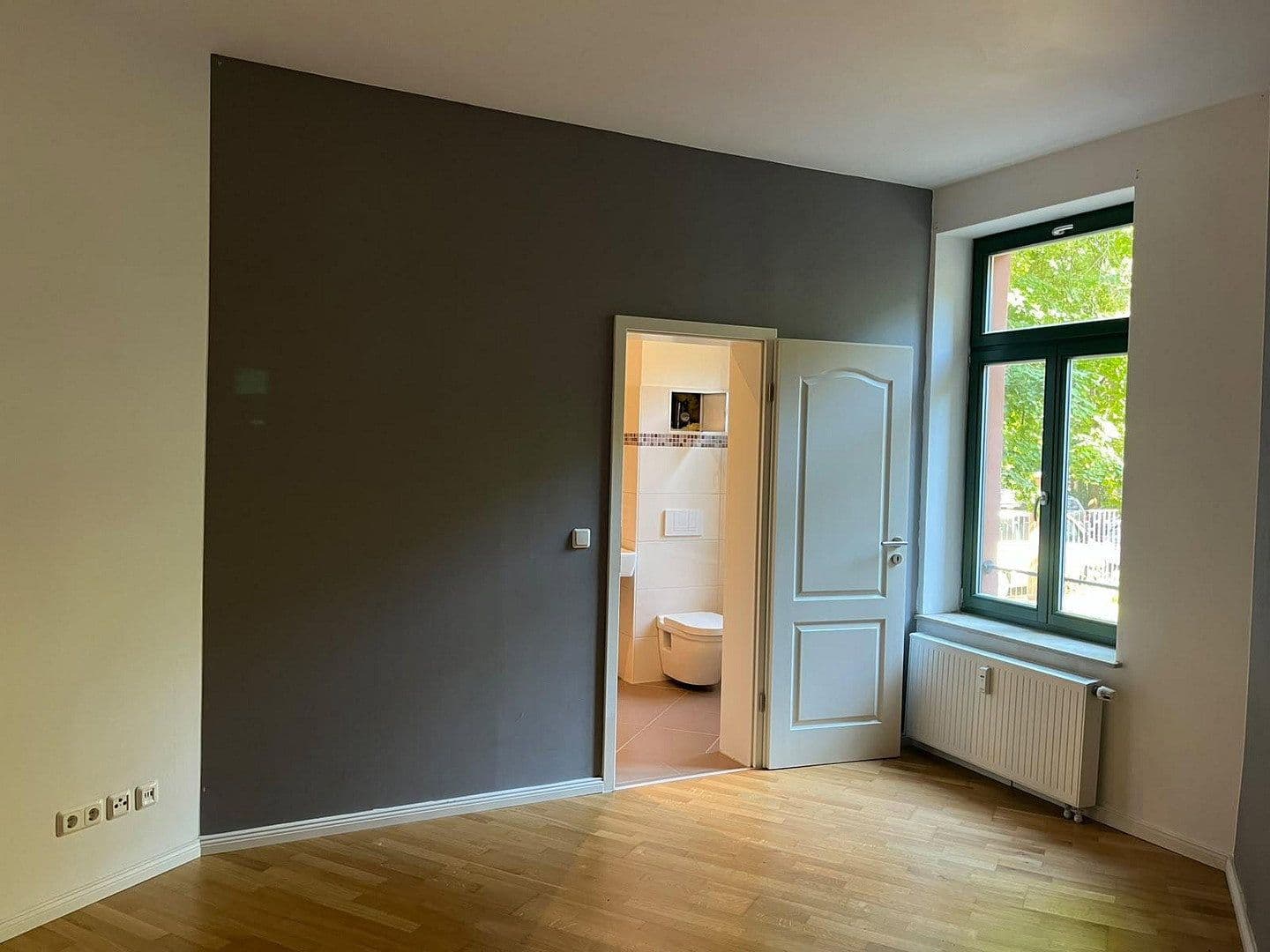 Pronájem bytu 2+1 56 m², Lutherstraße 24, Leipzig, Sasko Pronájem bytu 2+1 56 m², Lutherstraße 24, Leipzig, Sasko