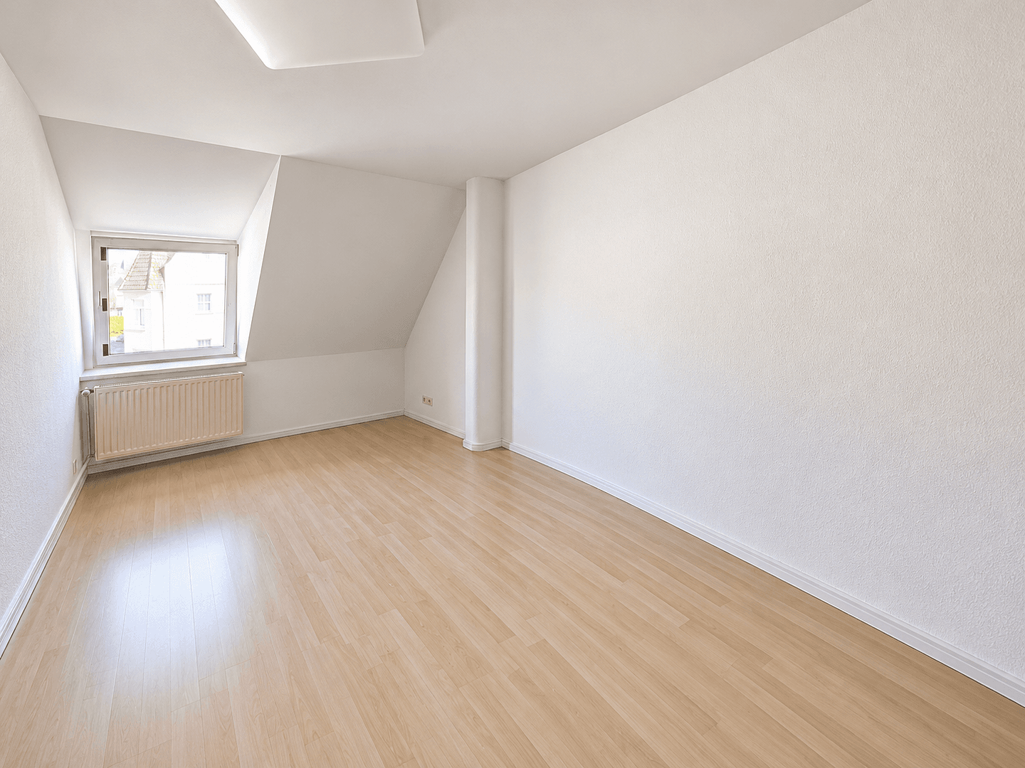 Pronájem bytu 3+1 75 m², Wickedestrasse, Lübeck, Šlesvicko-Holštýnsko Pronájem bytu 3+1 75 m², Wickedestrasse, Lübeck, Šlesvicko-Holštýnsko