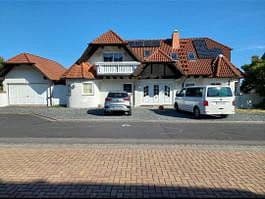 Pronájem domu 120 m², pozemek 735 m², Buchenweg 2, Sandberg, Bavorsko Pronájem domu 120 m², pozemek 735 m², Buchenweg 2, Sandberg, Bavorsko