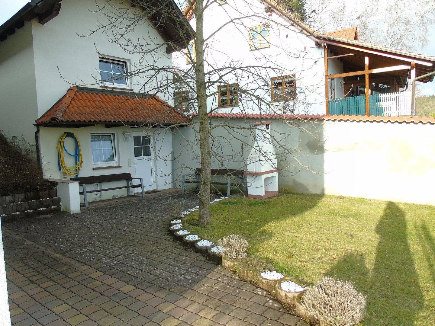 Pronájem domu 120 m², pozemek 735 m², Buchenweg 2, Sandberg, Bavorsko Pronájem domu 120 m², pozemek 735 m², Buchenweg 2, Sandberg, Bavorsko