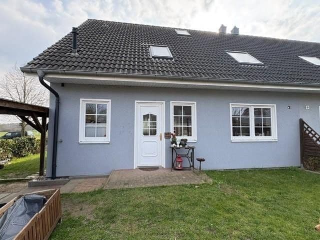 Prodej domu 126 m², pozemek 427 m², Hohenfelde, Šlesvicko-Holštýnsko Prodej domu 126 m², pozemek 427 m², Hohenfelde, Šlesvicko-Holštýnsko