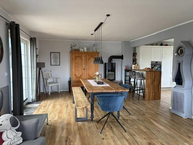 Prodej domu 126 m², pozemek 427 m², Hohenfelde, Šlesvicko-Holštýnsko Prodej domu 126 m², pozemek 427 m², Hohenfelde, Šlesvicko-Holštýnsko