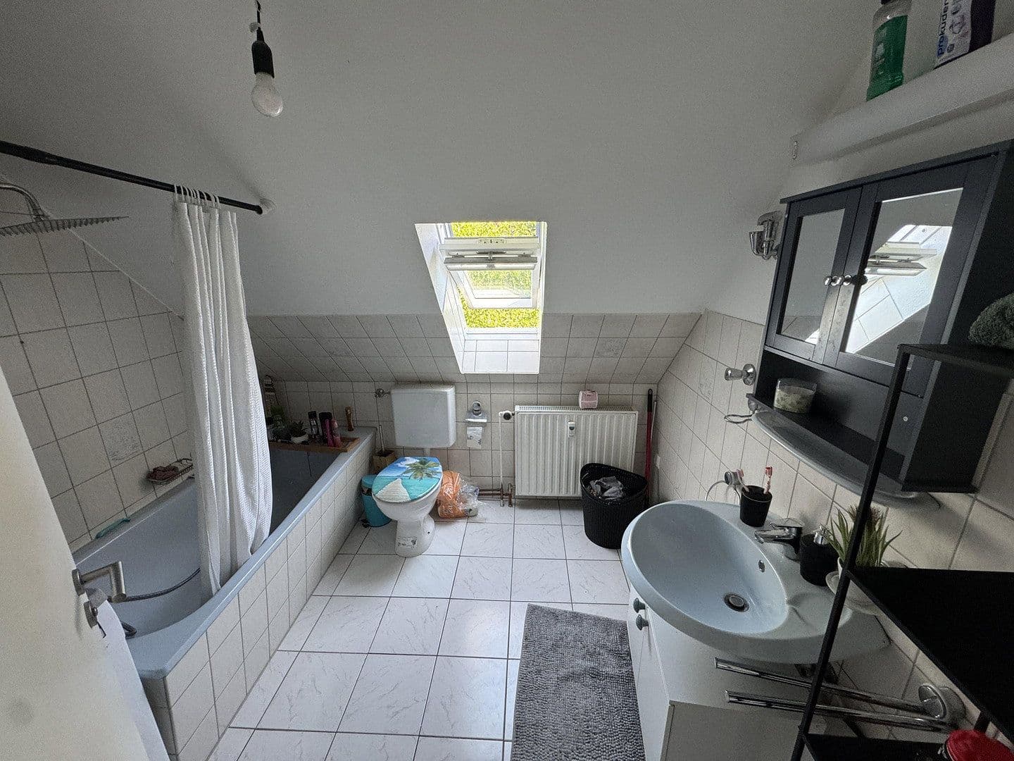 Pronájem bytu 2+kk 57 m², Am Damm 26, Duisburg, Severní Porýní-Vestfálsko Pronájem bytu 2+kk 57 m², Am Damm 26, Duisburg, Severní Porýní-Vestfálsko