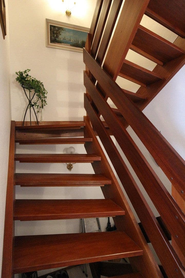 Prodej domu 121 m², pozemek 204 m², Glinde, Šlesvicko-Holštýnsko Prodej domu 121 m², pozemek 204 m², Glinde, Šlesvicko-Holštýnsko