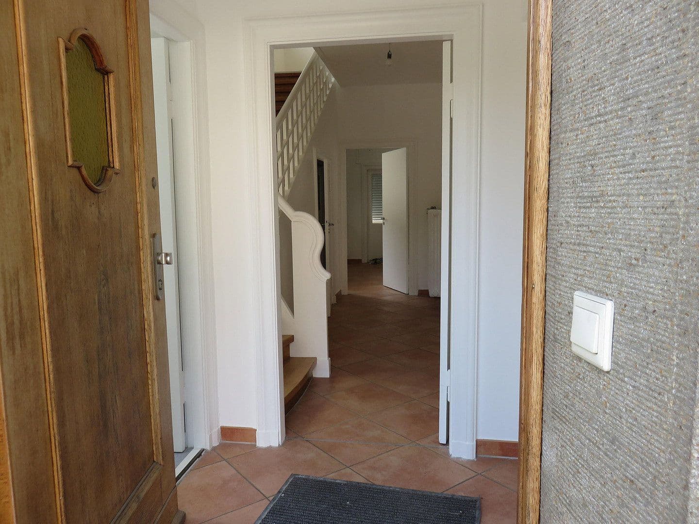 Prodej domu 193 m², pozemek 527 m², Mögeldorfer Weg 2, Berlin, Berlín Prodej domu 193 m², pozemek 527 m², Mögeldorfer Weg 2, Berlin, Berlín