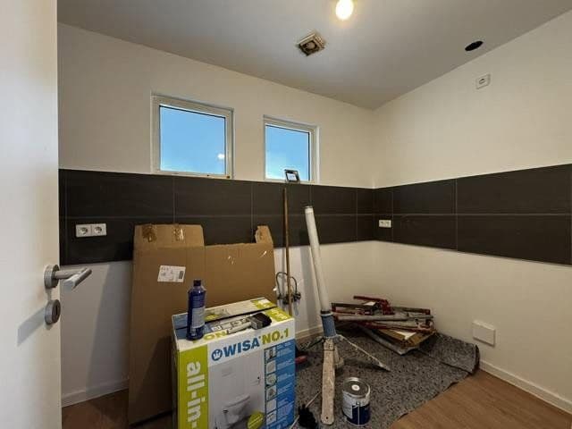 Pronájem bytu 3+1 80 m², Obere Tor Straße 13a, Dassel, Dolní Sasko Pronájem bytu 3+1 80 m², Obere Tor Straße 13a, Dassel, Dolní Sasko