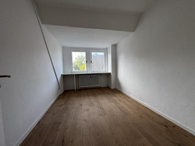 Pronájem bytu 3+1 80 m², Obere Tor Straße 13a, Dassel, Dolní Sasko Pronájem bytu 3+1 80 m², Obere Tor Straße 13a, Dassel, Dolní Sasko