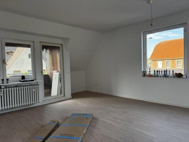Pronájem bytu 3+1 80 m², Obere Tor Straße 13a, Dassel, Dolní Sasko Pronájem bytu 3+1 80 m², Obere Tor Straße 13a, Dassel, Dolní Sasko