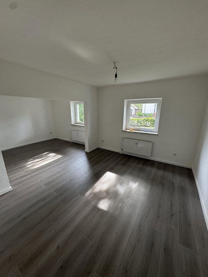 Pronájem bytu 3+kk 80 m², Ernst Holla Str. 36, Moers, Severní Porýní-Vestfálsko Pronájem bytu 3+kk 80 m², Ernst Holla Str. 36, Moers, Severní Porýní-Vestfálsko