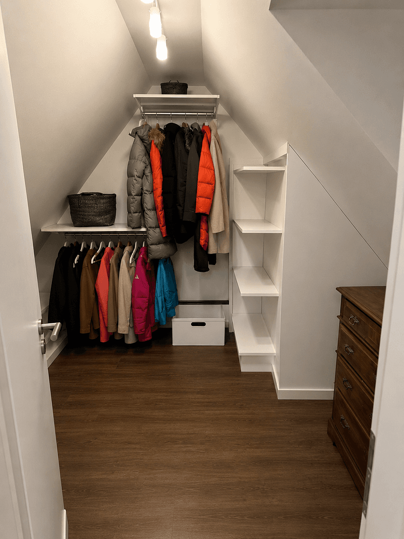 Prodej domu 190 m², pozemek 326 m², Karlsruhe, Bádensko-Württembersko Prodej domu 190 m², pozemek 326 m², Karlsruhe, Bádensko-Württembersko