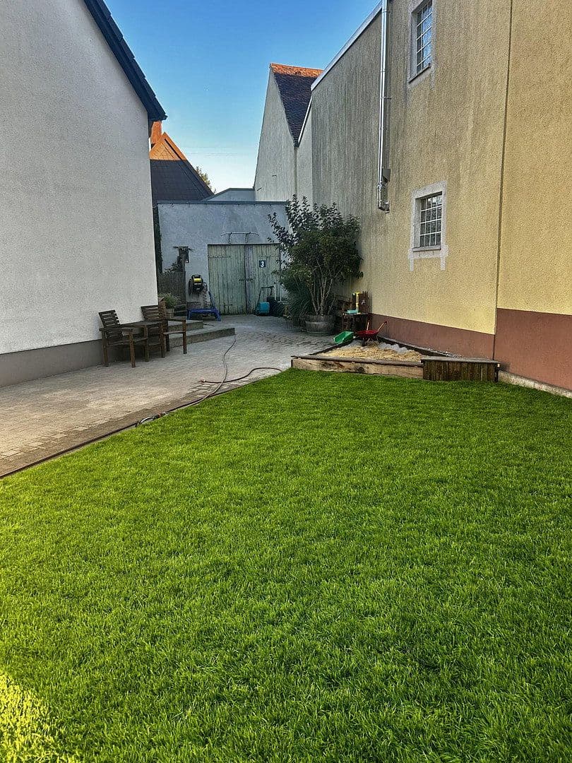 Prodej domu 190 m², pozemek 326 m², Karlsruhe, Bádensko-Württembersko Prodej domu 190 m², pozemek 326 m², Karlsruhe, Bádensko-Württembersko