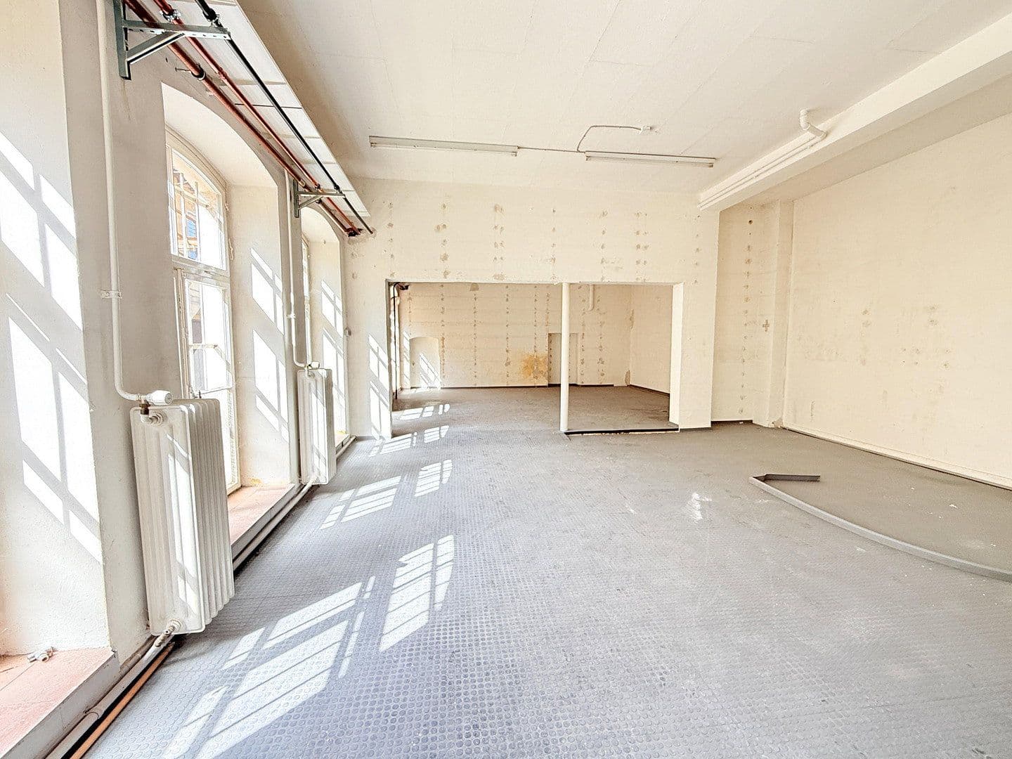 Pronájem kanceláře 275 m², Schmittstr. 56, Bingen am Rhein, Porýní-Falc Pronájem kanceláře 275 m², Schmittstr. 56, Bingen am Rhein, Porýní-Falc
