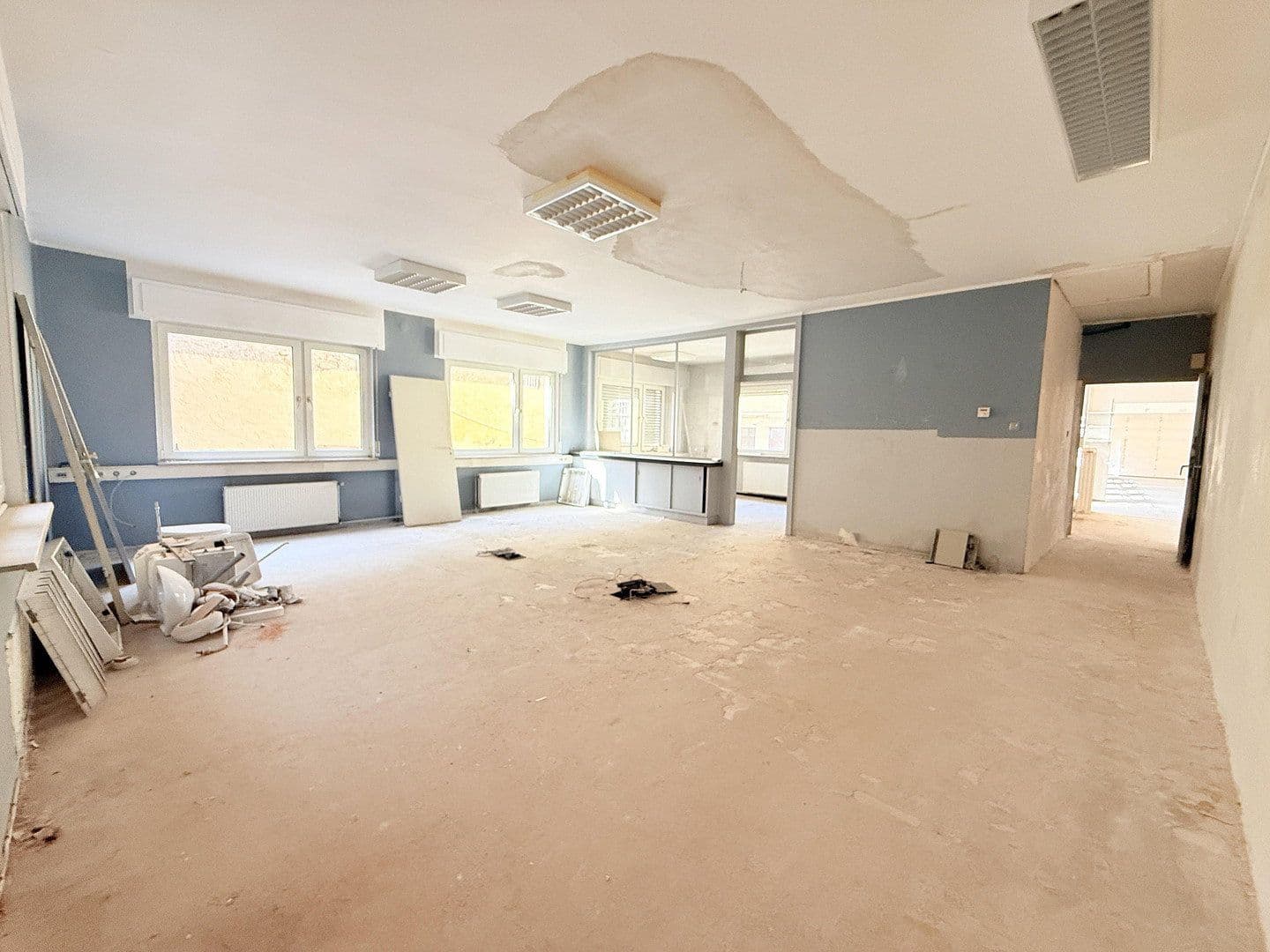 Pronájem kanceláře 275 m², Schmittstr. 56, Bingen am Rhein, Porýní-Falc Pronájem kanceláře 275 m², Schmittstr. 56, Bingen am Rhein, Porýní-Falc