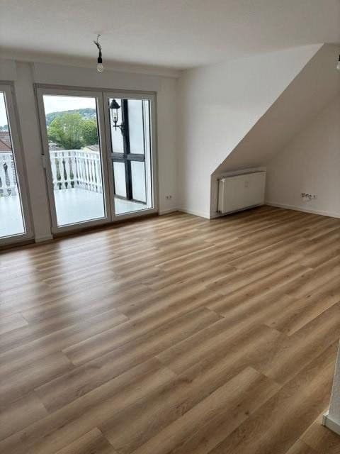 Pronájem bytu 4+1 140 m², Ennepetal, Severní Porýní-Vestfálsko Pronájem bytu 4+1 140 m², Ennepetal, Severní Porýní-Vestfálsko