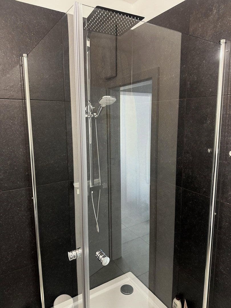 Pronájem bytu 2+1 40 m², Steuerwalder Straße 90, Hildesheim, Dolní Sasko Pronájem bytu 2+1 40 m², Steuerwalder Straße 90, Hildesheim, Dolní Sasko