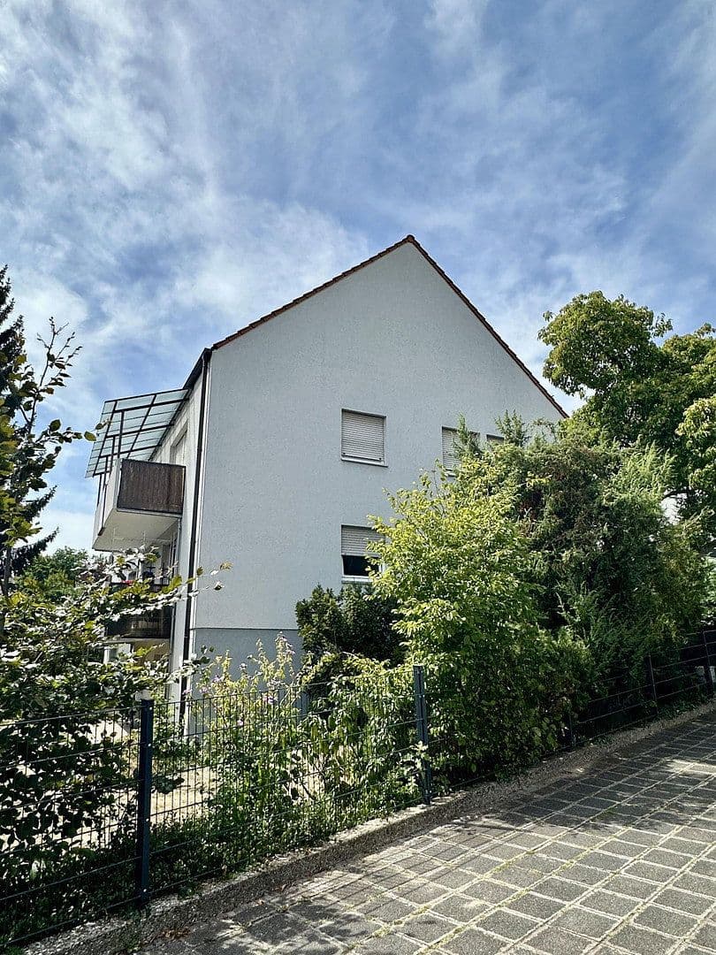 Pronájem bytu 2+kk 70 m², Thumenberger Weg 65, Nürnberg, Bavorsko Pronájem bytu 2+kk 70 m², Thumenberger Weg 65, Nürnberg, Bavorsko