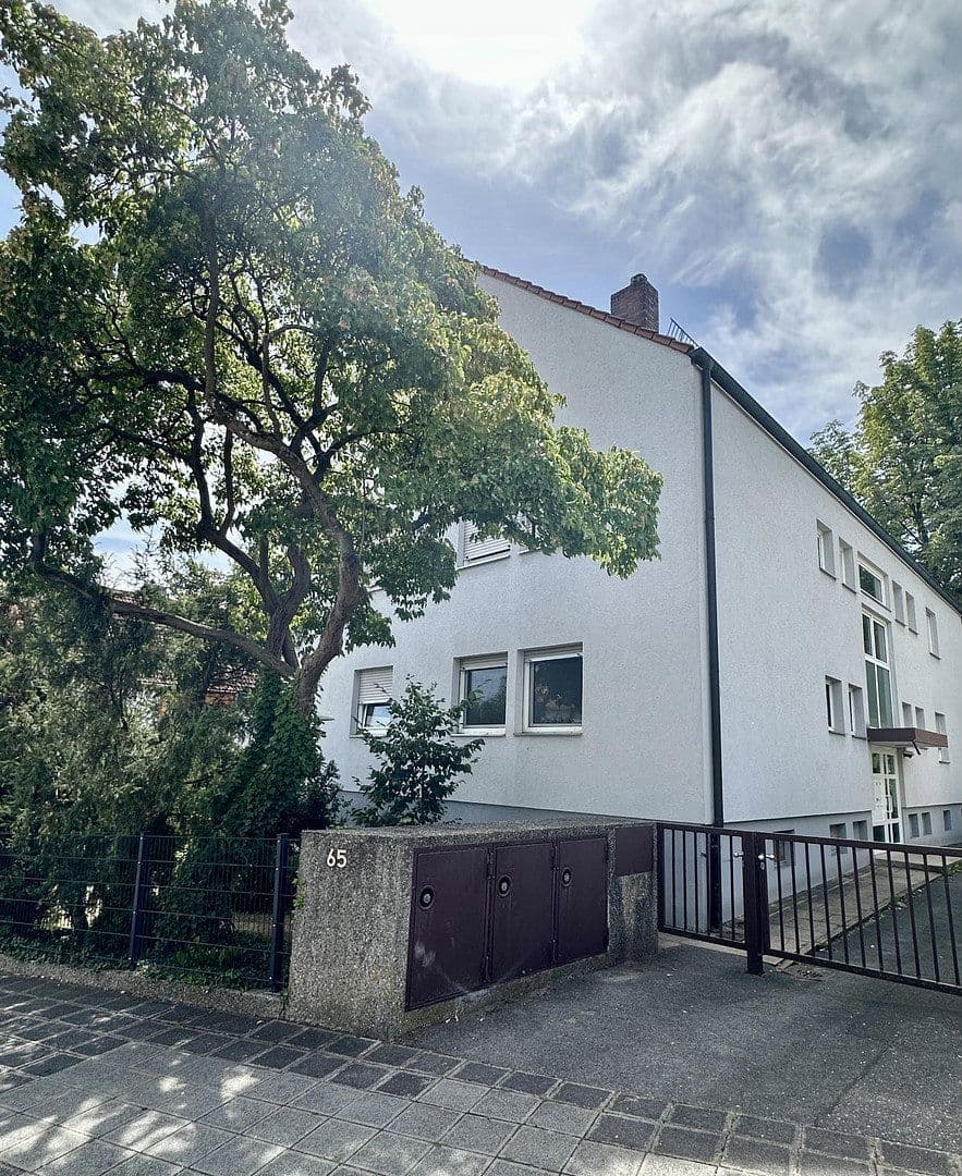 Pronájem bytu 2+kk 70 m², Thumenberger Weg 65, Nürnberg, Bavorsko Pronájem bytu 2+kk 70 m², Thumenberger Weg 65, Nürnberg, Bavorsko