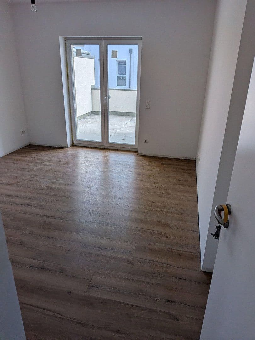 Pronájem bytu 4+1 96 m², Carl-Adam-Petri-Straße, Potsdam, Braniborsko Pronájem bytu 4+1 96 m², Carl-Adam-Petri-Straße, Potsdam, Braniborsko