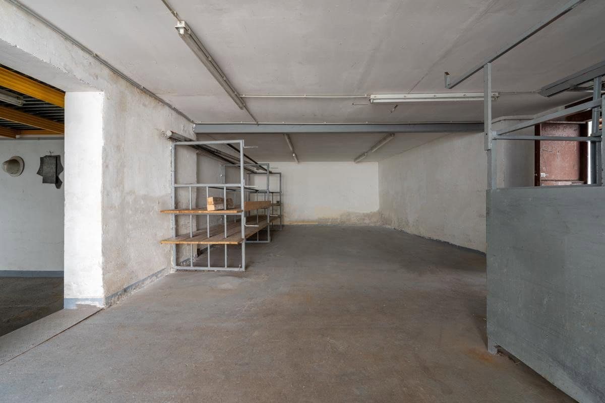 Pronájem nebytového prostoru 615 m², Winzingerstraße 37, Neustadt an der Weinstraße, Porýní-Falc Pronájem nebytového prostoru 615 m², Winzingerstraße 37, Neustadt an der Weinstraße, Porýní-Falc