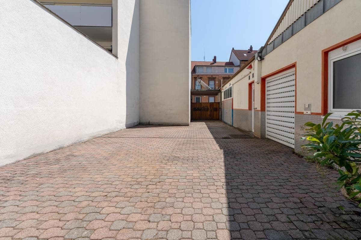 Pronájem nebytového prostoru 615 m², Winzingerstraße 37, Neustadt an der Weinstraße, Porýní-Falc Pronájem nebytového prostoru 615 m², Winzingerstraße 37, Neustadt an der Weinstraße, Porýní-Falc